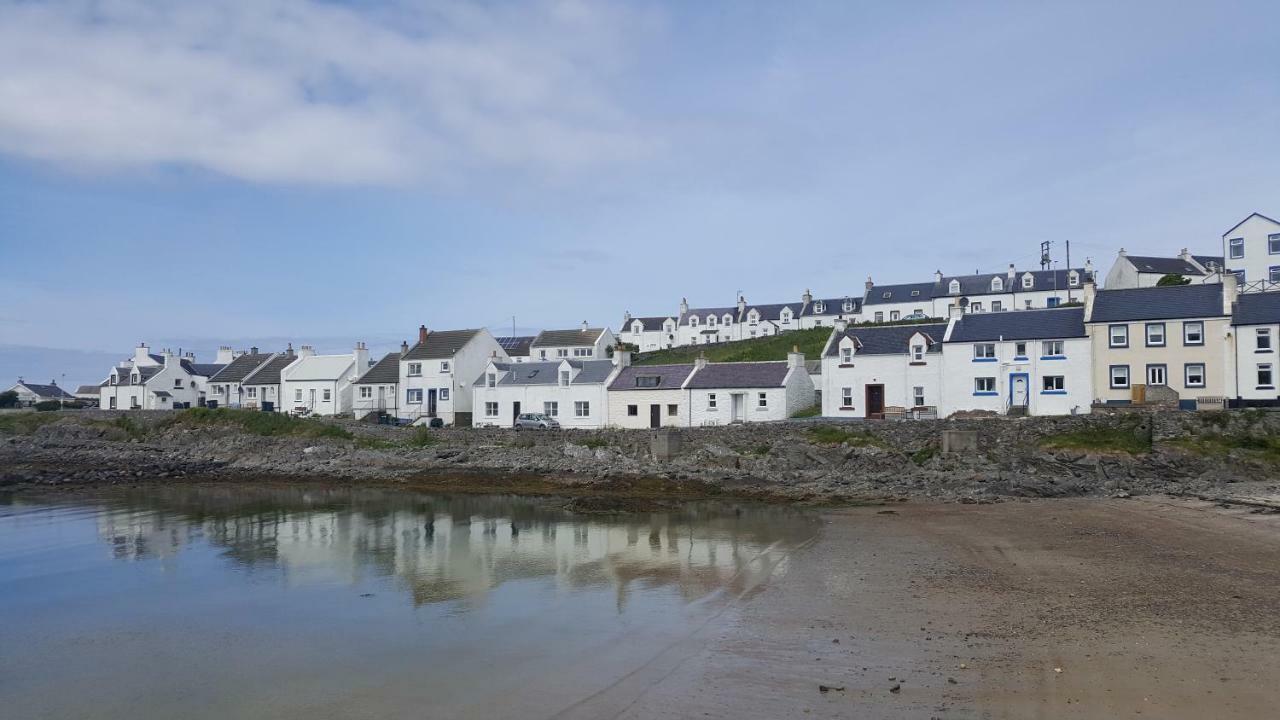 Port Charlotte Youth Hostel Exterior photo